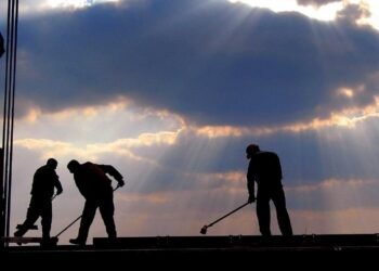 Azerbaycanlı ve Ermenistanlı göçmen işçiler