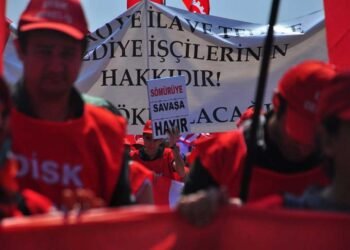 Muhalefetin savaşla imtihanı