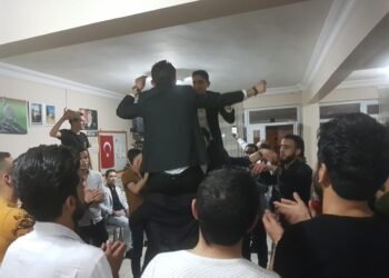 MÜLTECİ İŞÇİLER NASIL DİNLENİR, NASIL EĞLENİRLER?