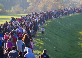 Mülteci pazarlığında hamleler ve işçi sınıfına düşen görevler﻿